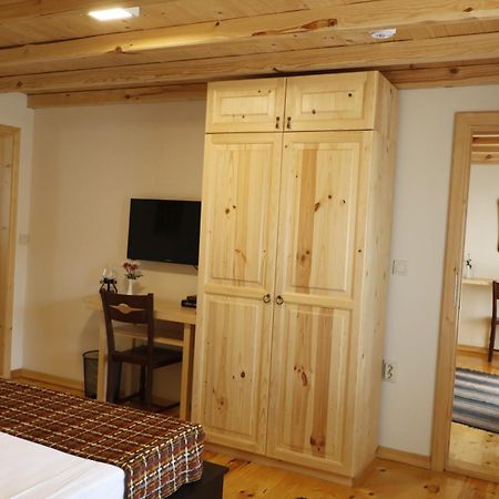 Guest House Epochs Since 1871 Lyaskovets الغرفة الصورة