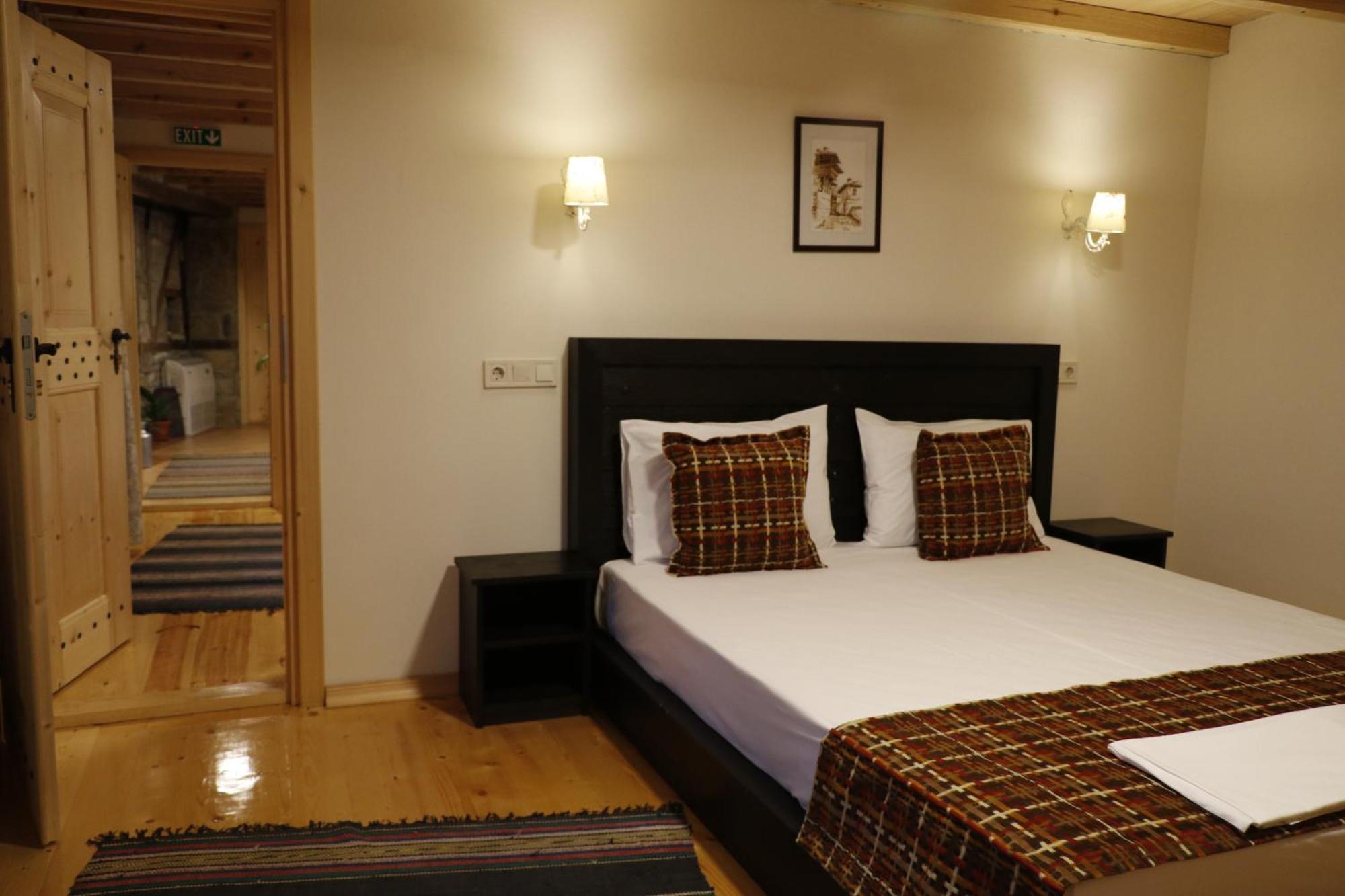 Guest House Epochs Since 1871 Lyaskovets الغرفة الصورة