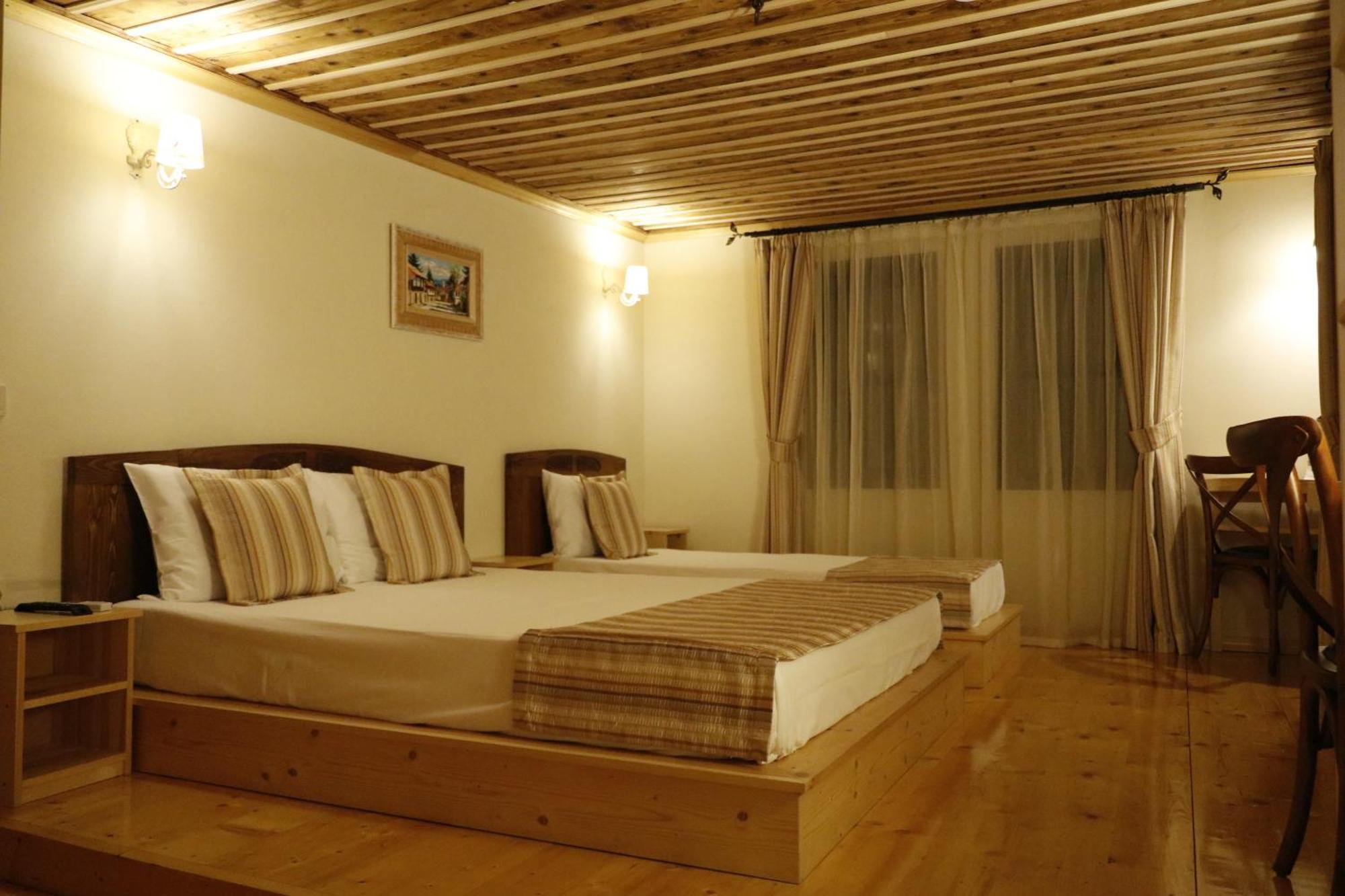 Guest House Epochs Since 1871 Lyaskovets الغرفة الصورة