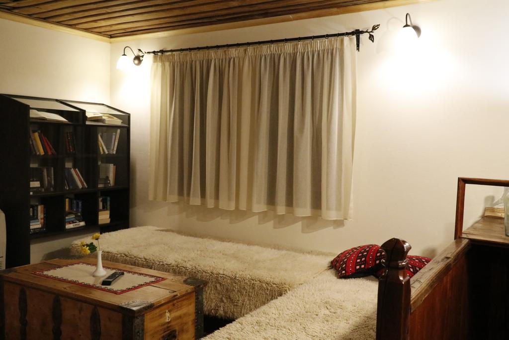 Guest House Epochs Since 1871 Lyaskovets المظهر الخارجي الصورة