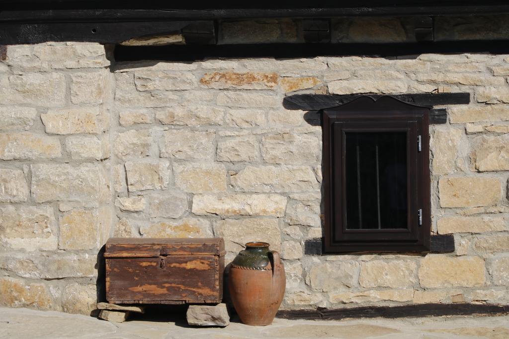 Guest House Epochs Since 1871 Lyaskovets المظهر الخارجي الصورة