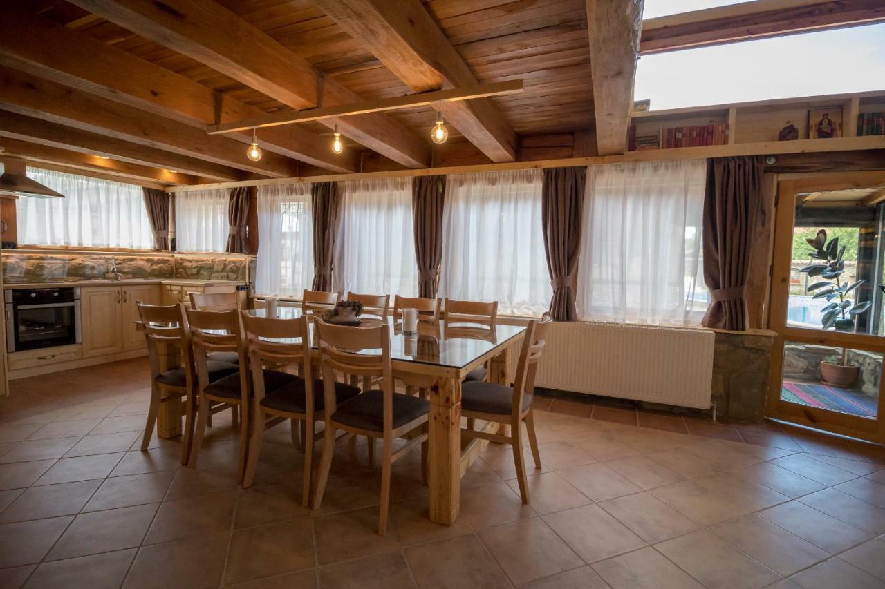 Guest House Epochs Since 1871 Lyaskovets المظهر الخارجي الصورة
