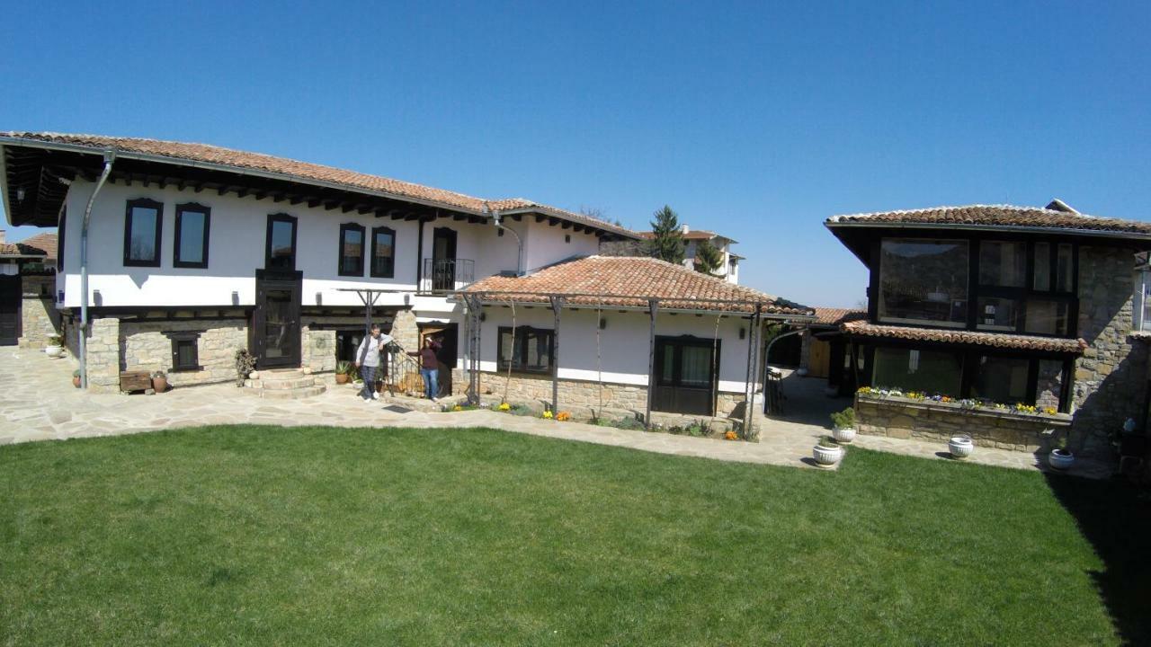 Guest House Epochs Since 1871 Lyaskovets المظهر الخارجي الصورة